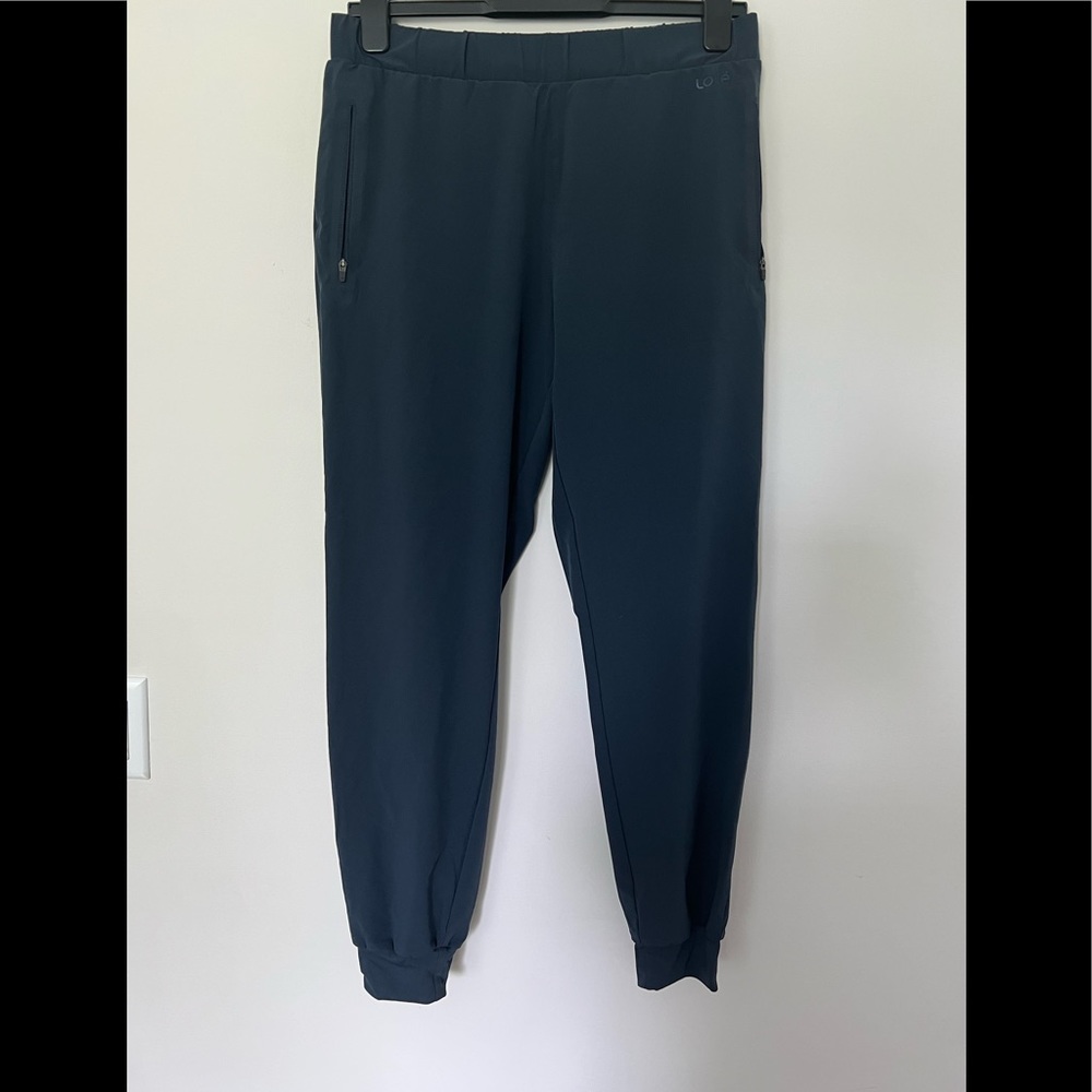 NWOT LOLE slim fit pant